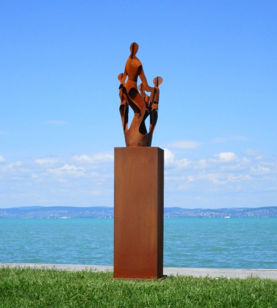 Rusty iron people artwork